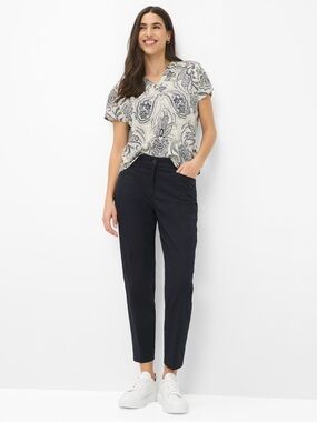 BRAX x& More - Black Mara Slim Fit Pant.
Size: Fits like a 10.